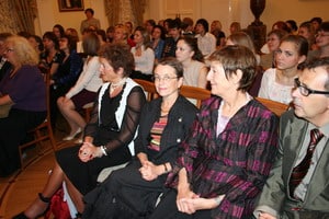 Делегация из Ла-Рошели в зале Дворянского собрания