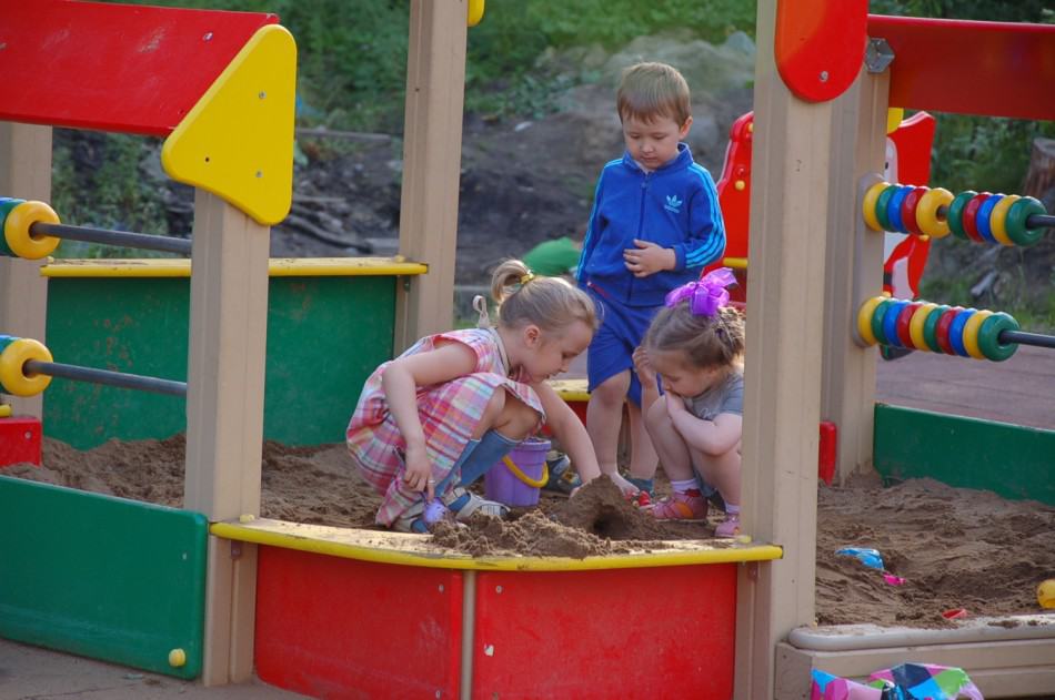 Умению быть терпеливым и воспринимать мир во всем его многообразии ребенок учится у взрослых Мария Голубева