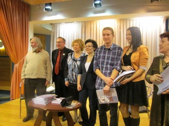 С читателями на презентации в Кондопоге. Фото Анны Тарасенко