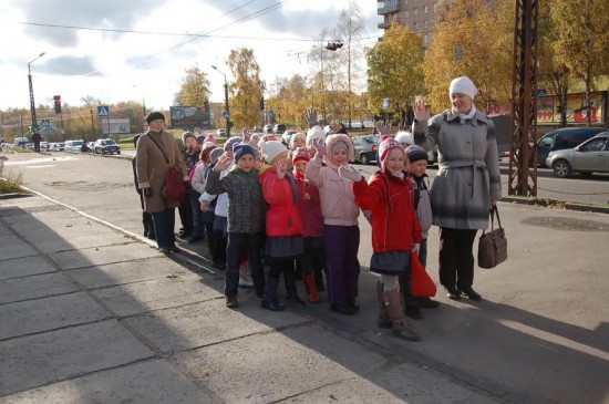 На урок в ДМХШ торопятся ученики финно-угорской школы