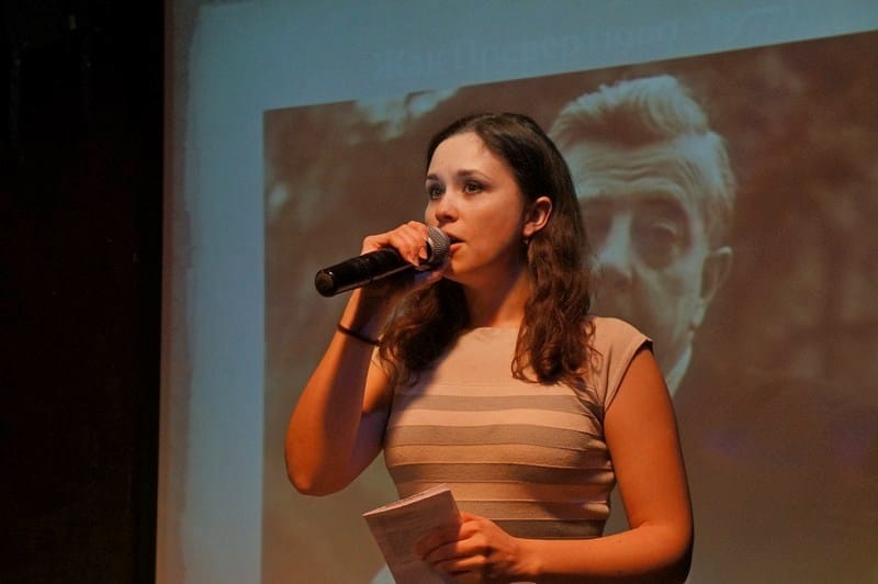 Праздник французской поэзии по инициативе Института иностранных языков ПетрГУ провели  25 марта  в клубе «Бегемот»