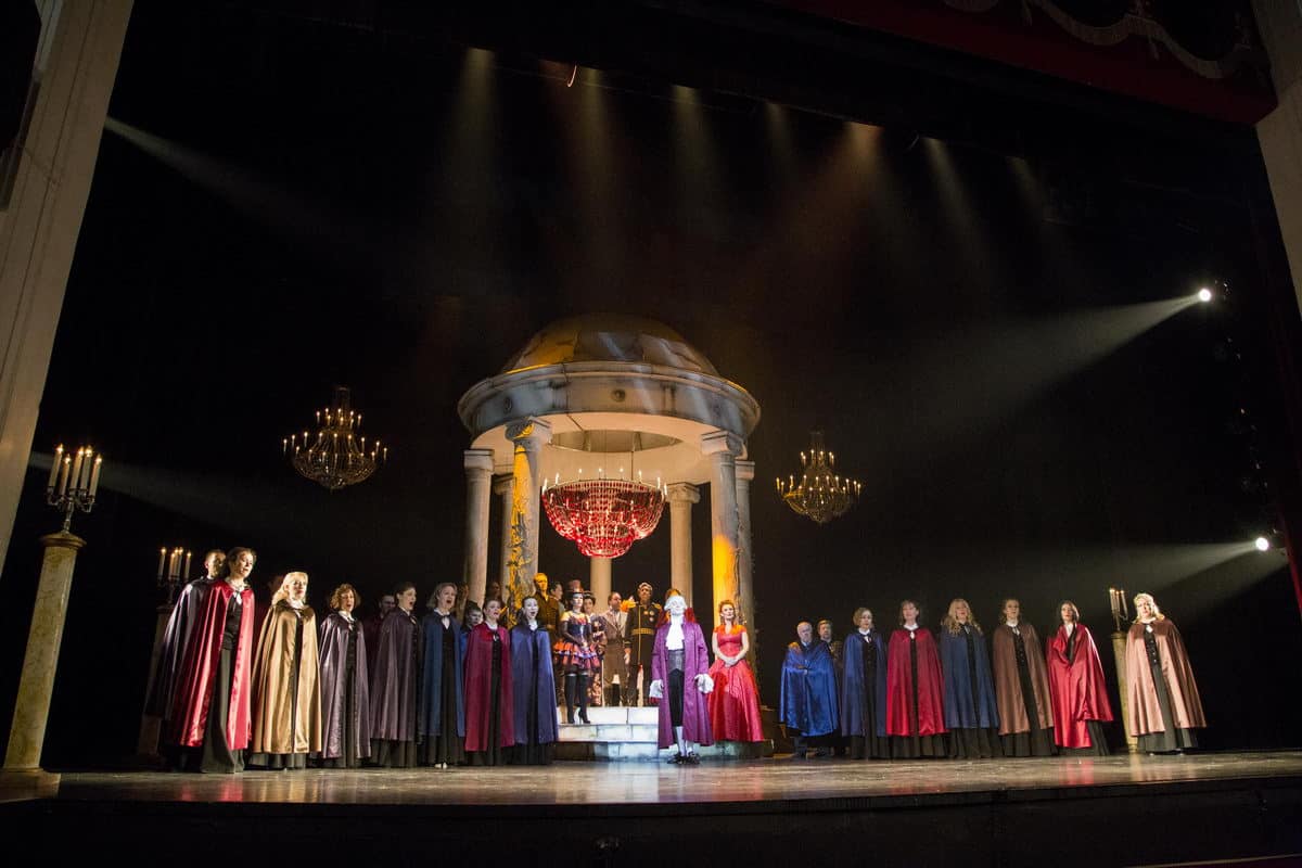 Музыкальный театр Карелии, гала-концерт оперы. Фото Виталия Голубева