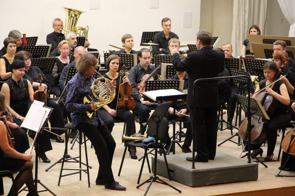 Аркадий Шилклопер на концерте в Карельской филармонии. Фото Марины Трубиной