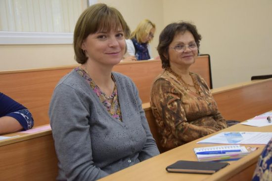Юлия Гришина (слева) 