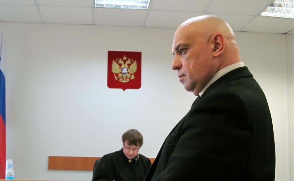 Первый проректор ПетрГУ Сергей Коржов отвечает на вопросы прокурора