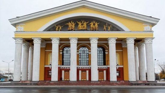 muzyikalnyiy_teatr