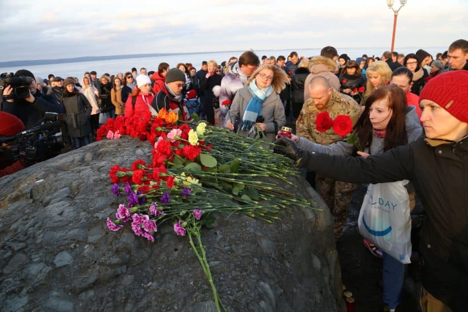 Петрозаводск, 4 апреля 2017 года. Акция памяти жертв теракта в Санкт-Петербурге. Фото Владимира Ларионова