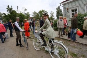 На празднике "Иллюзии старого города" в 2015 году. Фото Владимира Ларионова. В прошлом году праздник был отменен из-за трагедии на Сямозере