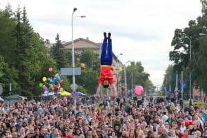 Открывается персональная выставка Владимира Ларионова «Стрит-фото»