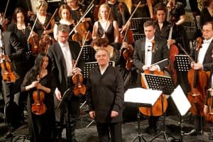 Маэстро Гергиев не первый раз выступает со своим оркестром на сцене Музыкального театра Карелии