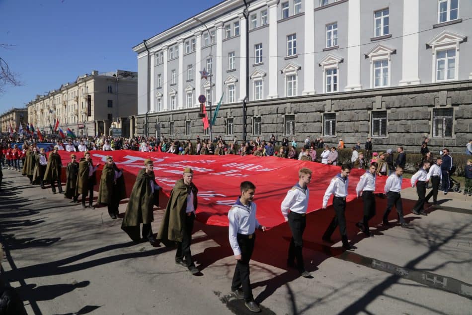 "Бессмертный полк" в Петрозаводске. 9 мая 2018 года. Фото Владимира Ларионова