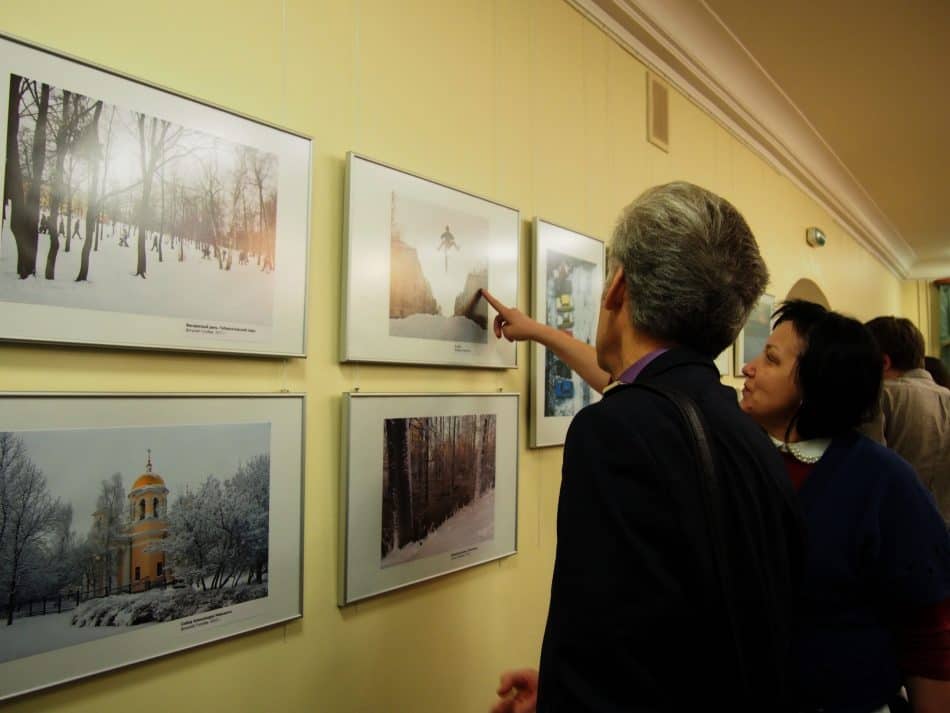 На выставке «Петрозаводск: зимний ракурс». Фото Ирины Ларионовой