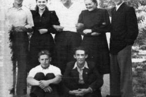 Выпускники техникума 1948 года. Из архива А.А. Воронцовой (Ивановой)