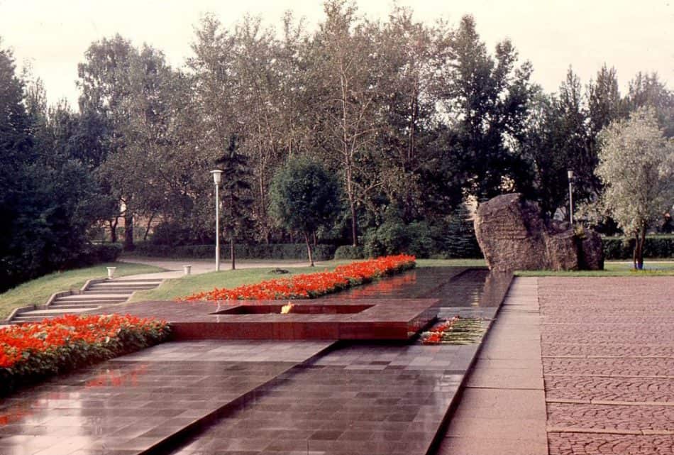 Мемориал. 1985 год