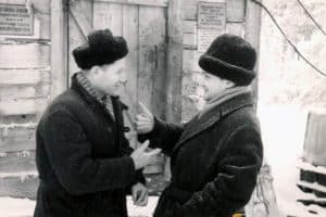 В.В. Пименов с жителем Верхнего Олонца