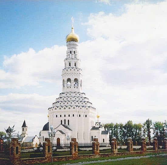 Храм Петра и Павл. Фото: Анатолий Болгов