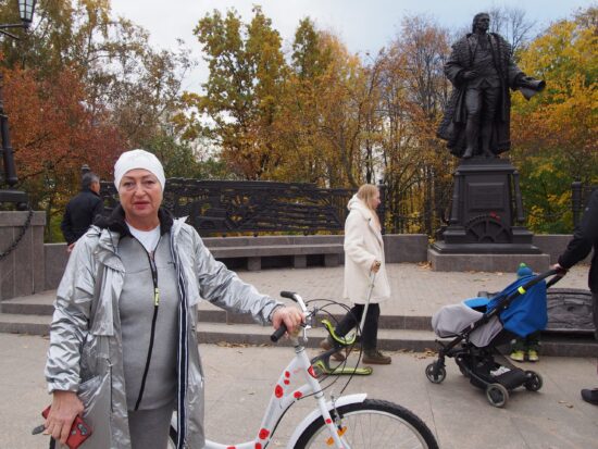 Светлана Небышинец: "Сфотографируйте меня с Гаскойном! Пошлю детям в Финляндию, они не знают, что у нас такое чудо появилось!"